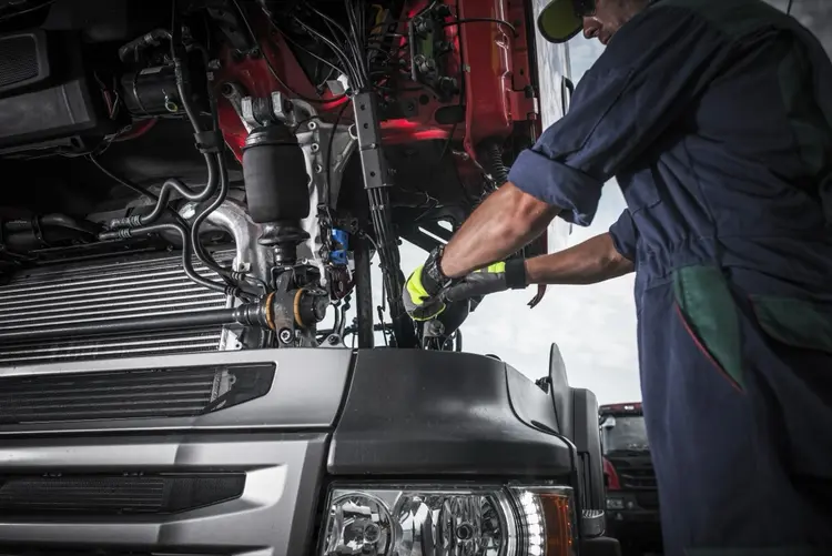 Ağır vasıta motor tamiri